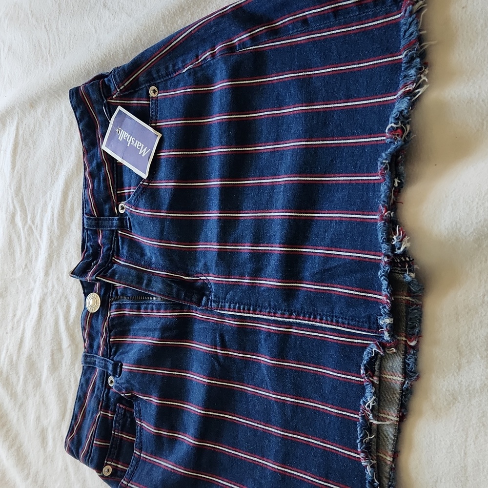 American Eagle womens size 4 denim strped mini skirt